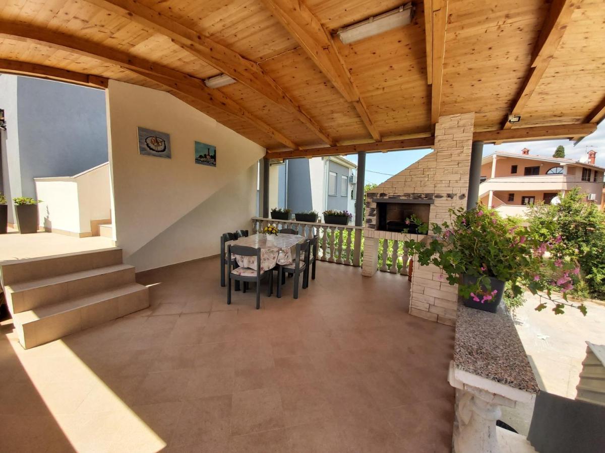 Apartman Ana Štinjan Zewnętrze zdjęcie